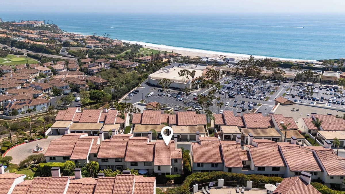 Monarch Beach Villa | Walk to the BEACH from this Monarch Bay Villa in Dana Point!
