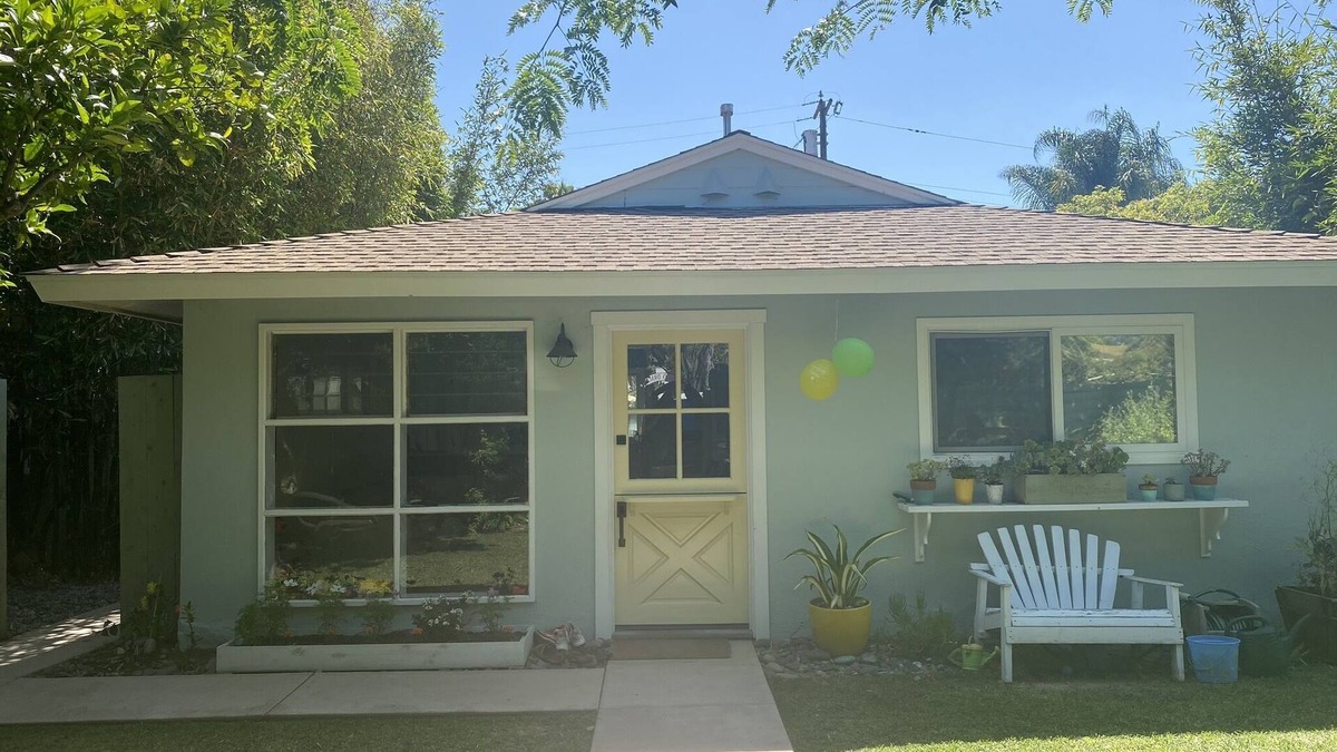 Leucadia House | Walk to the beach or relax and grill outdoors in the amazing yard!