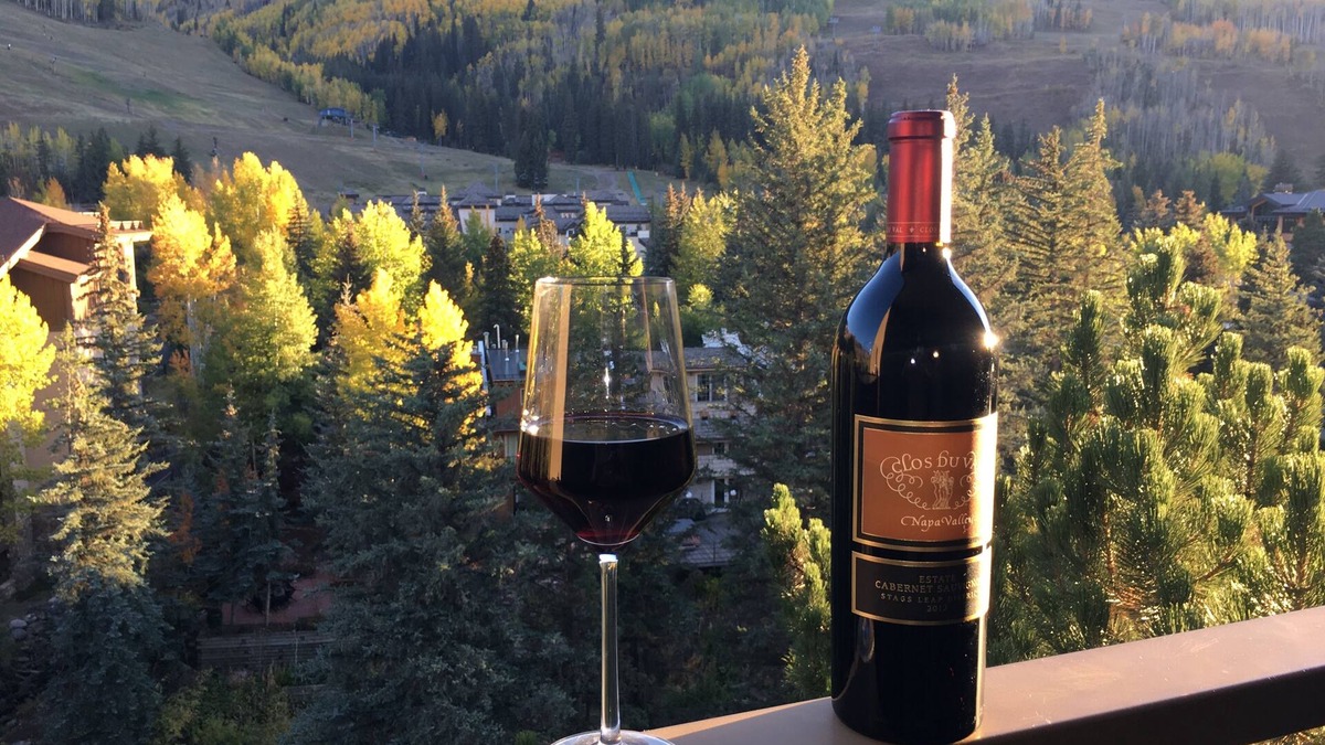 Vail Condo | Walk to Vail Village Restaurants, Shops & Lifts - Epic Views, Top Rated Condo!