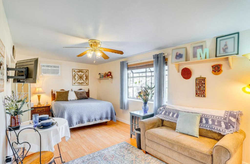 Casas Adobes West Apartment | Walkable Studio with Patio in Tucson!