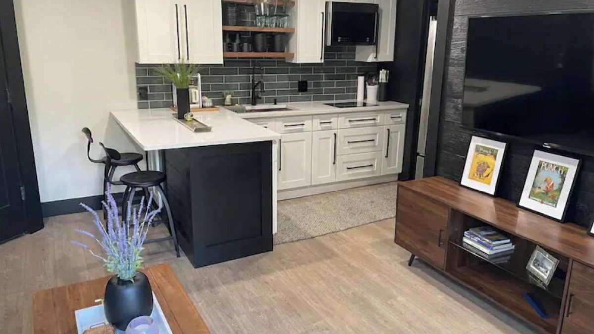 Harriman Villa | Walker Top Private Quiet Luxury 1 Br. Villa