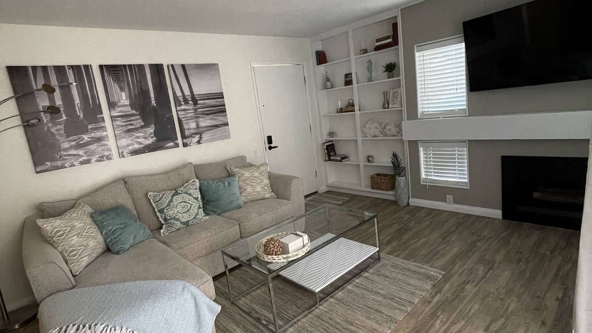 Huntington Beach Condo | Walking Distance to the Beach!