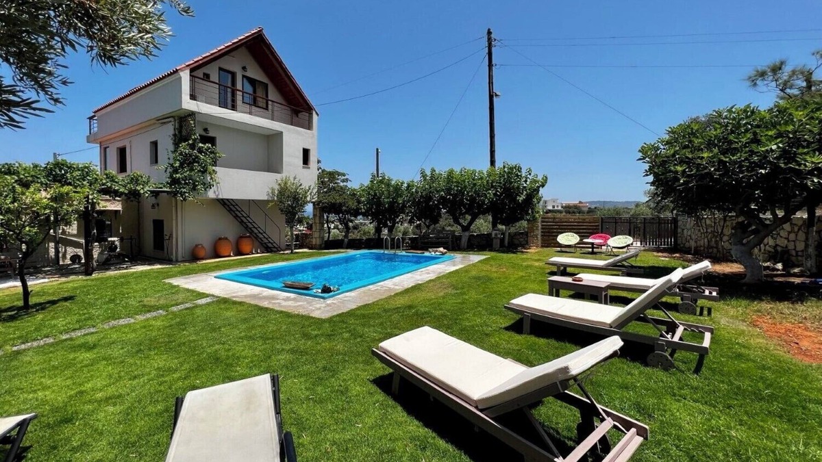 Makrys Tichos Villa | Walking distance to beach, tavern, grocery ★ Seaview ★ Private Pool
