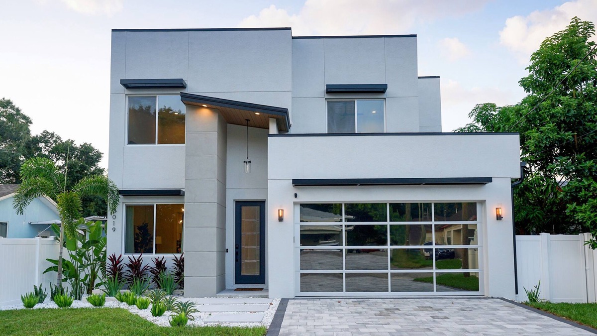 Tampa House | Walking Distance to Raymond James <1 milenNew Modern Home