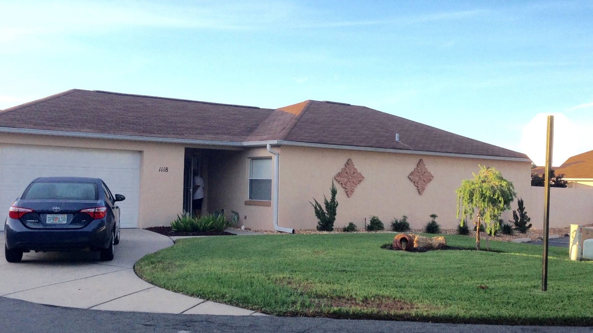 The Villages House | Walking Distance To Spanish Springs.You'll Dance And Enjoy a healthy lifestyle.
