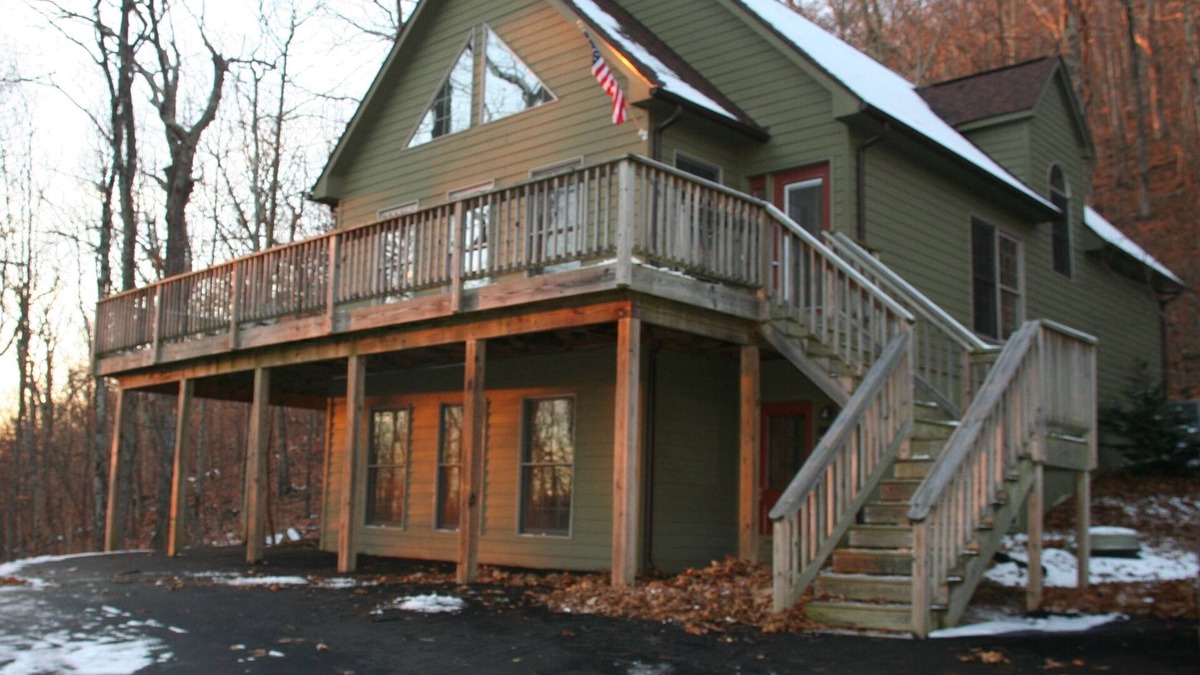 Wintergreen House | Walking Distance To Mountain Inn, Great Location For Your Mountain Getaway