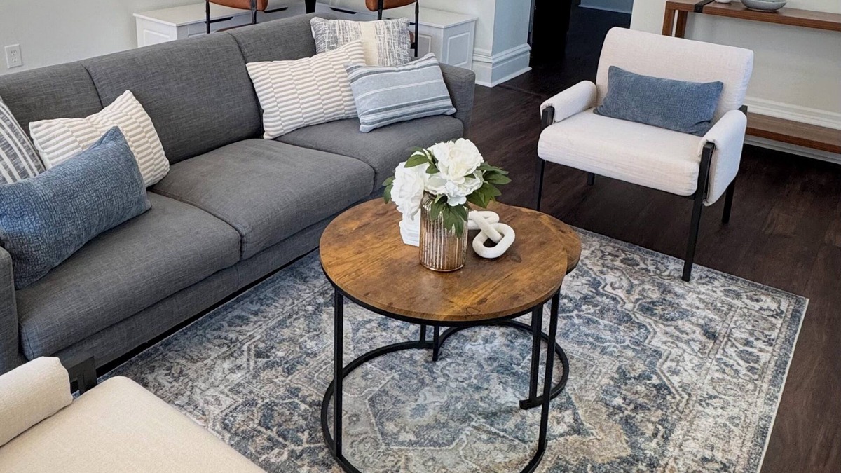 St. Charles Historic District Villa | Walking distance to Historic Main Street, St. Charles, MO
