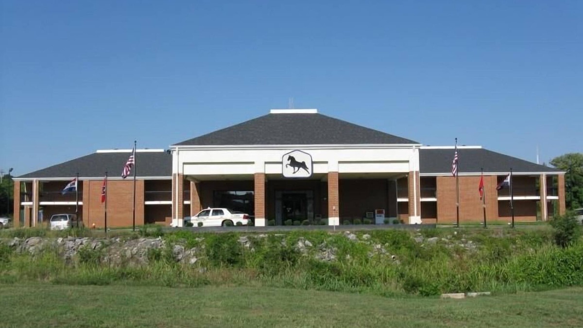 Lewisburg Hotel | Walking Horse Lodge Lewisburg
