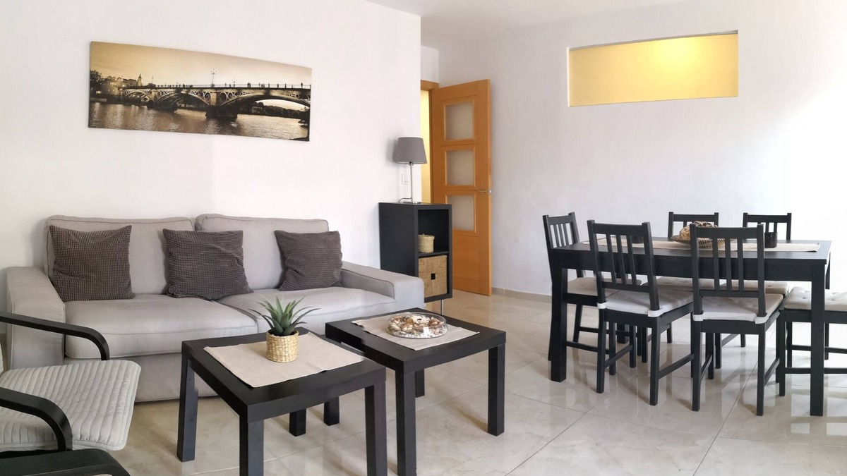 Santa Catalina Apartment | WALL OF LOS NAVARROS 26-APARTMENTS