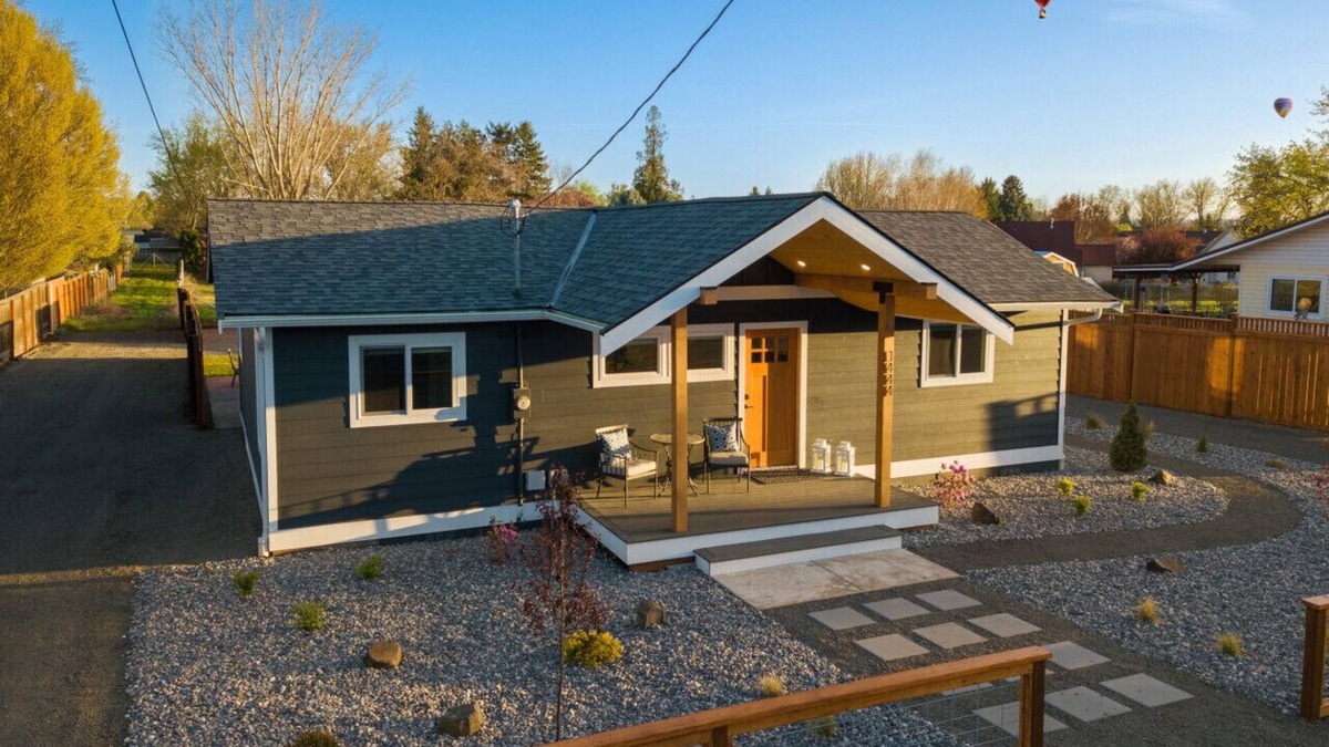 Walla Walla East House | Walla Walla Bungalow