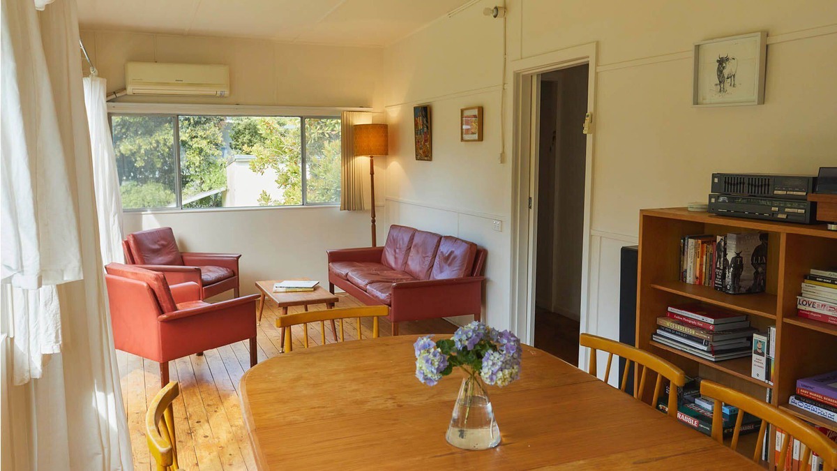 Wallaga Lake House | Wallaga Lake Road, 3 Holiday beach house, Wallaga Lake Heights - Linen, Wifi