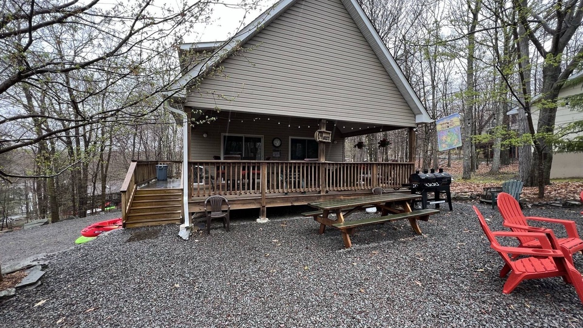 Wallenpaupauk Lake Estates House | Wallenpaupack Lake Estates Mountain Retreat