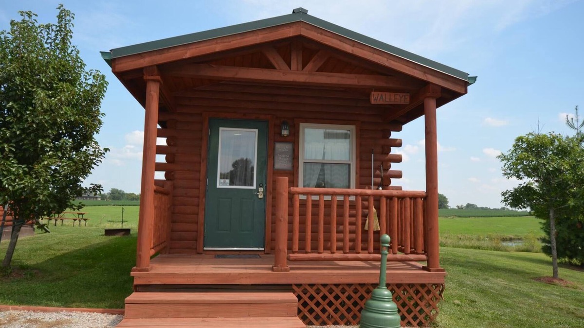 Moravia Cabin | Walleye - Sleeps up to Five
