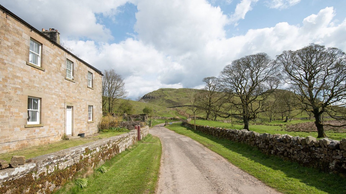 Brampton Cottage | Walltown Farm Cottage - sleeping 6+2 in 3 bedrooms
