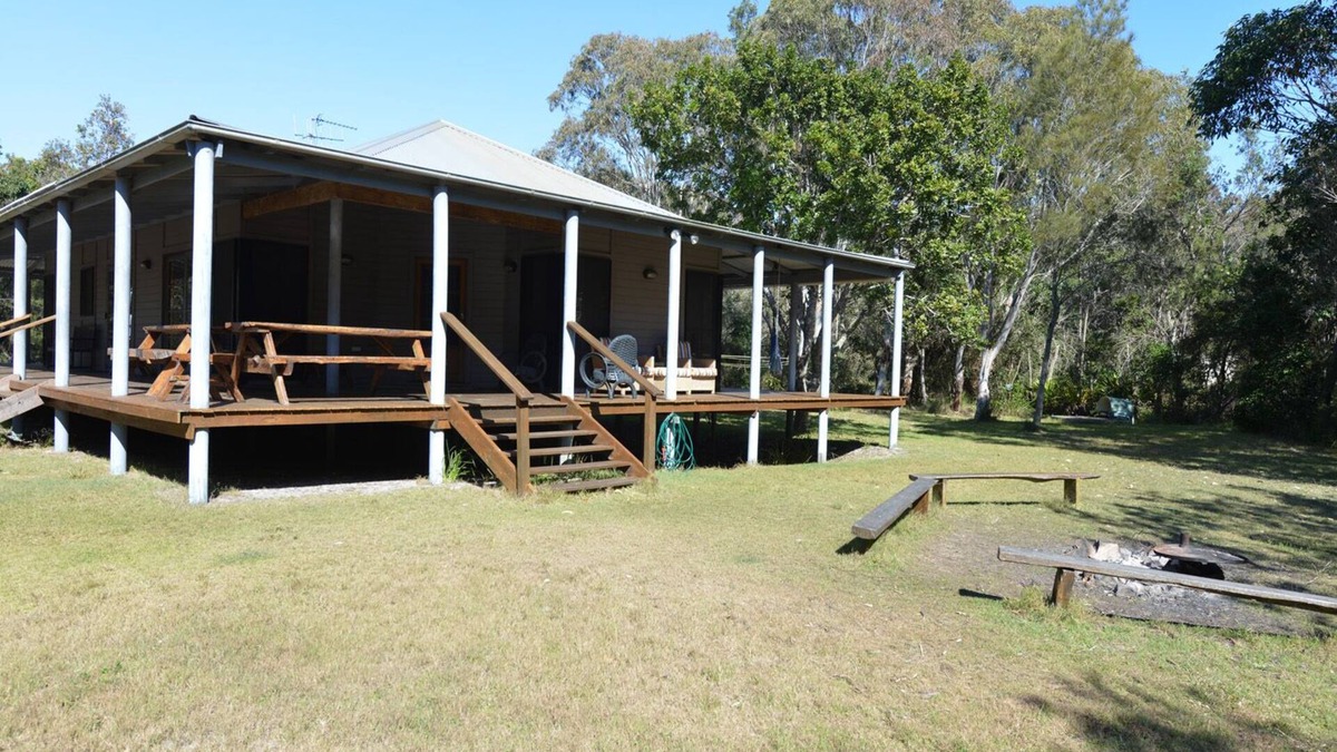 Crescent Head House | Wallum cottages - best of the bush and the beach!