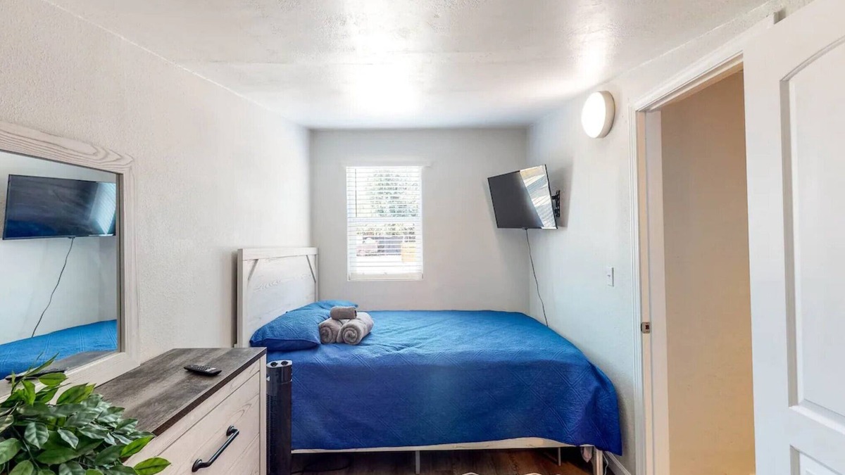 Porterville House | Walnut Wanderer