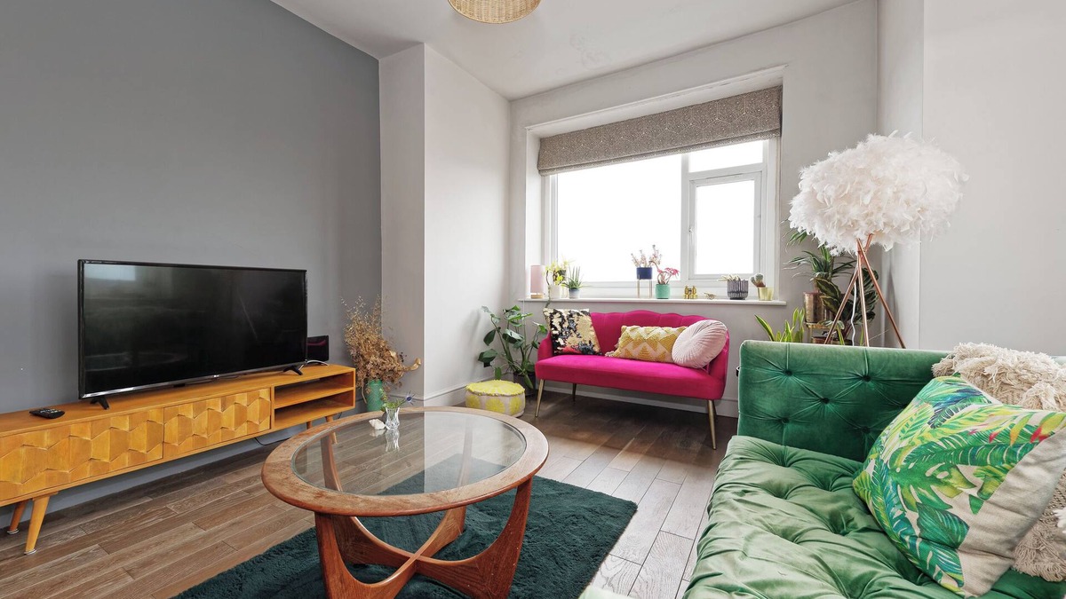 Cliftonville Cottage | WALPOLE BAY SEA VIEWS, pet friendly in Margate