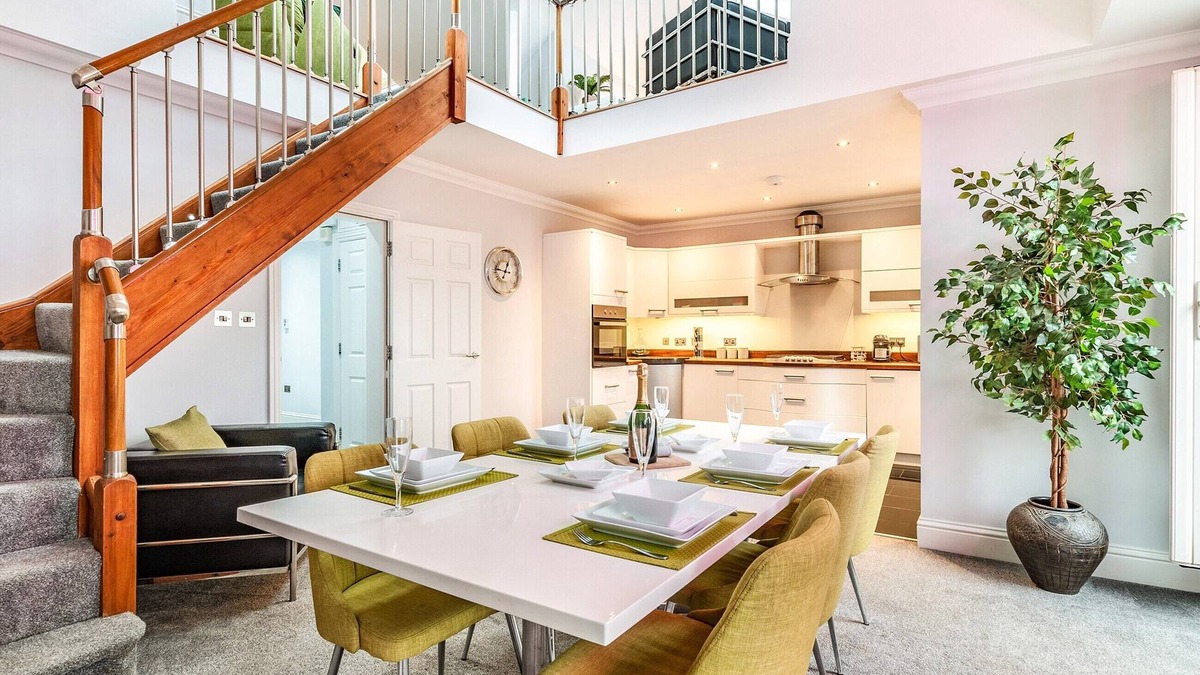 Cliftonville Cottage | Walpole Heights Penthouse