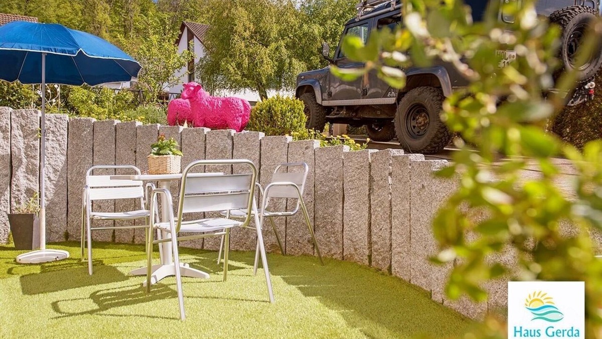 Bodenwerder Apartment | Wanderer und Radfahrer Freundlich mit Pool und Grillplatz