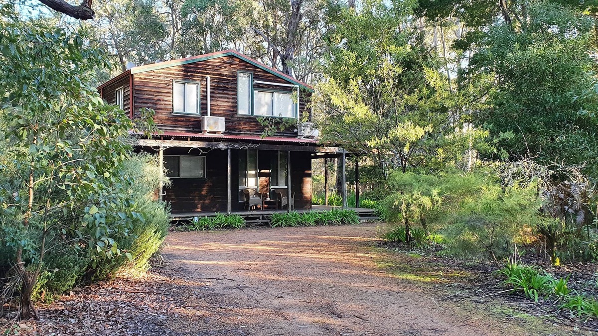 Quinninup House | Wanderers Rest - Quinninup