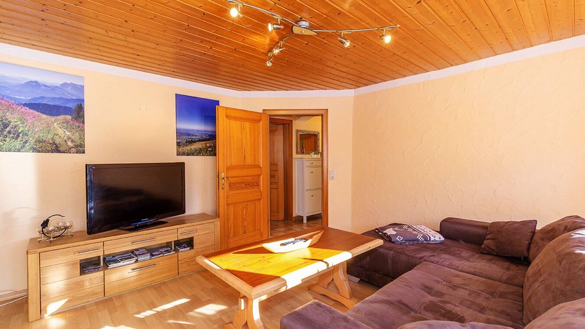 Unterwoessen Apartment | Wanderlust 72 m², for 4 persons, 1 sep. Bedroom, WLAN, Terrace