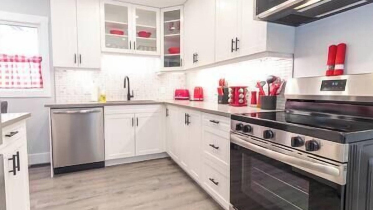 Arnprior House | Wanderlust Oasis in Arnprior