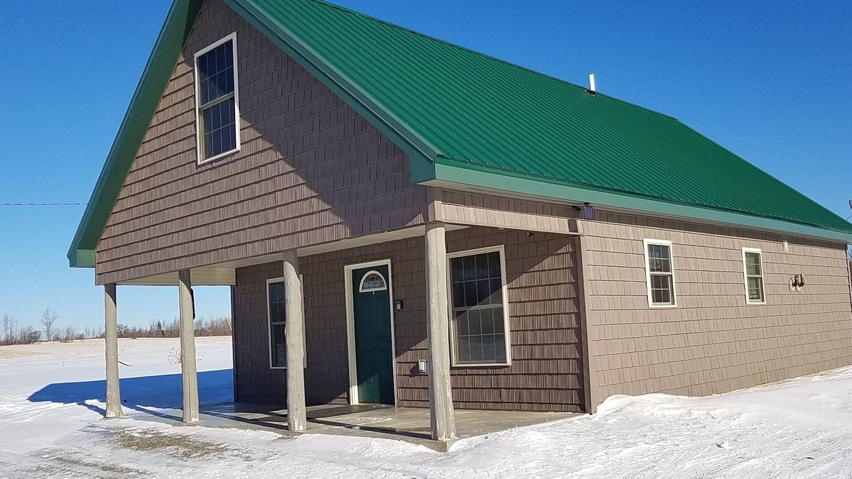Aroostook Cabin | Want to see the eclipse. This cabin is just the place for you.