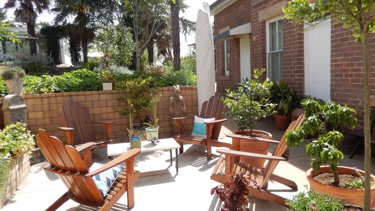 Goulburn Cottage | Waratah Cottage - close to Goulburn CBD in a quiet location