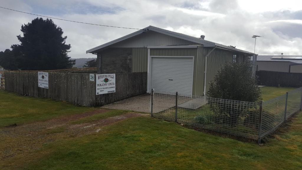 Waratah House | Waratah Falls Holiday Unit