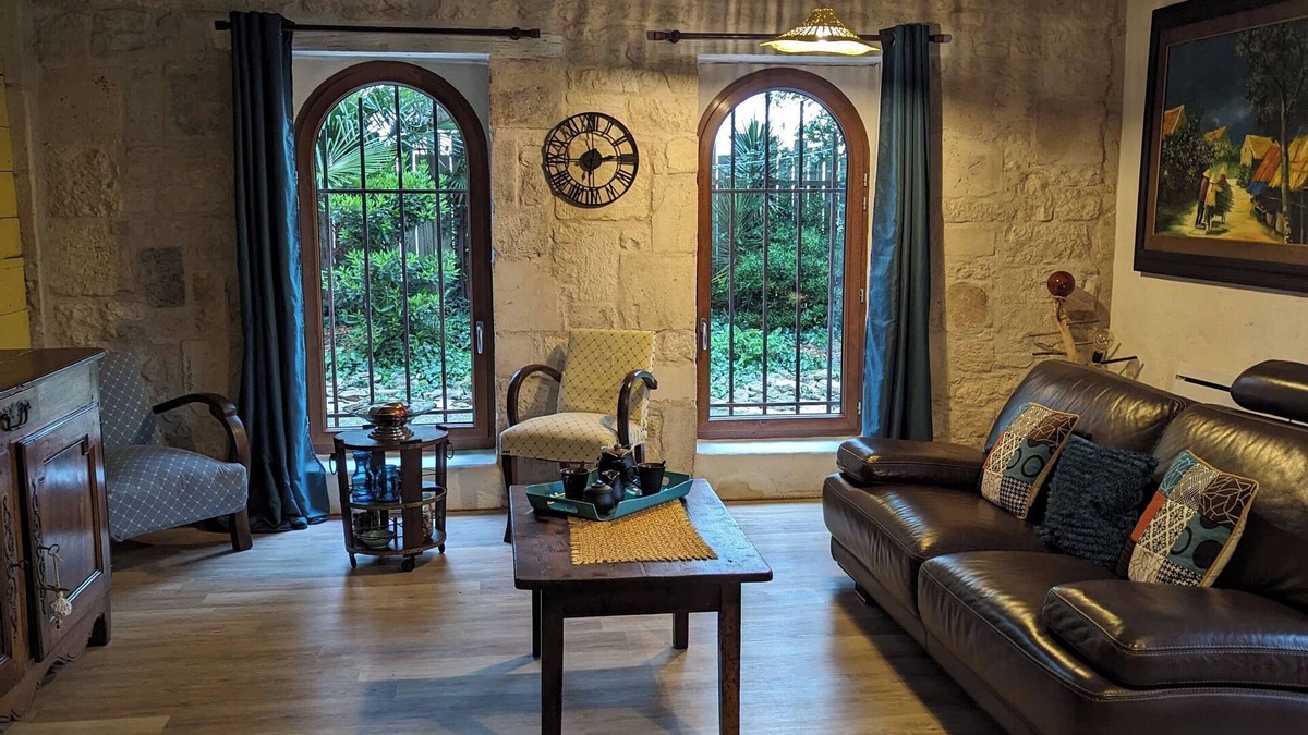 Vendee - Sevre - Autise House | Warm 2 bedroom stone house with garden - Dodo et Tartine