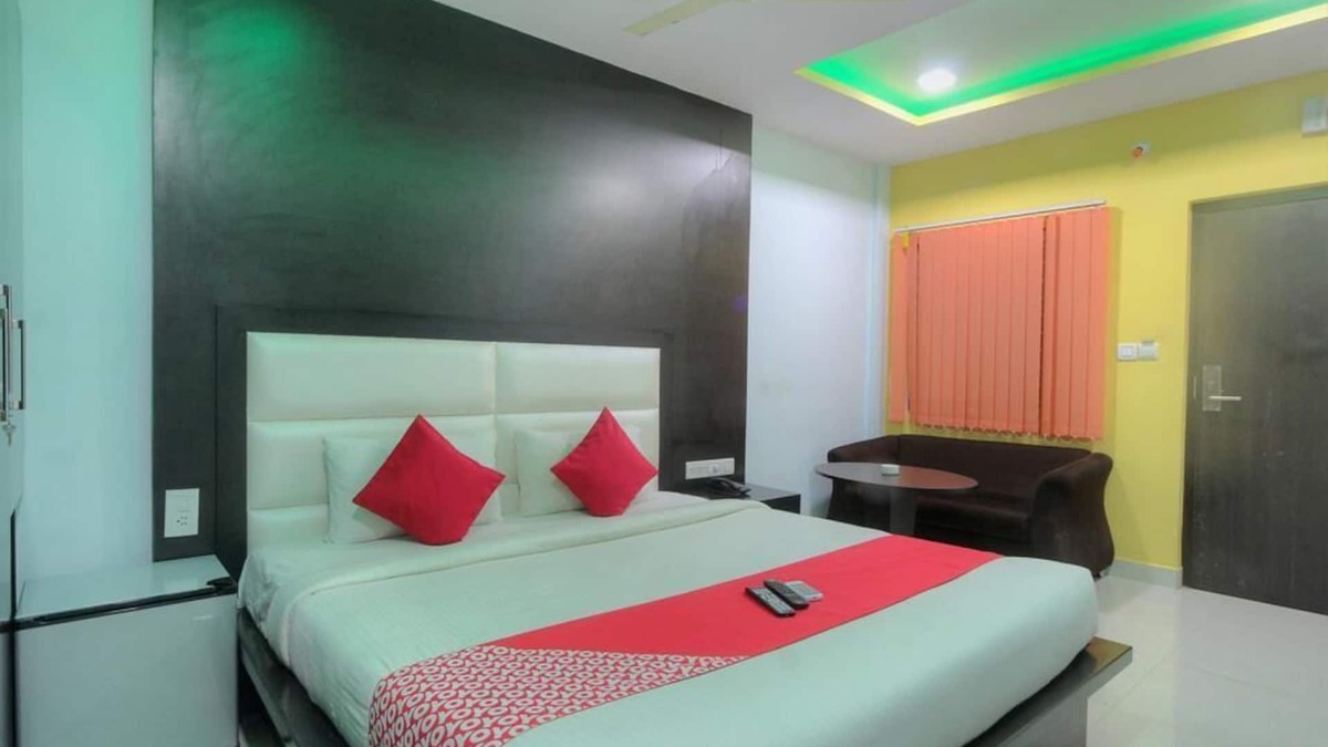 Chikkaballapur Hotel | Warm and Cozy Rooms with Pleasant Stay/Bangalore
