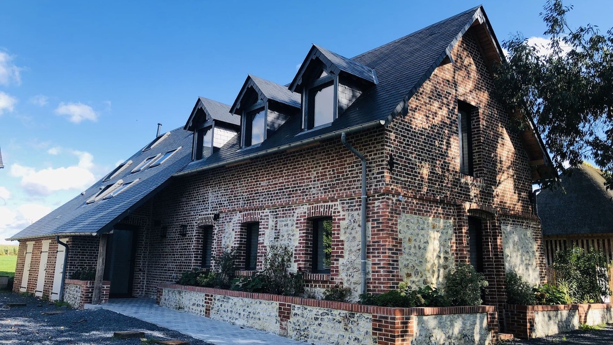 Equemauville Cottage | Warm and luminous cottage: La laiterie