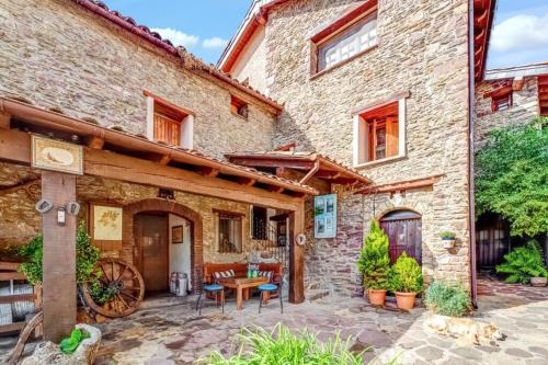 Ardanue Apartment | Warm apartment in Ardanué with mountain view, 45 m²