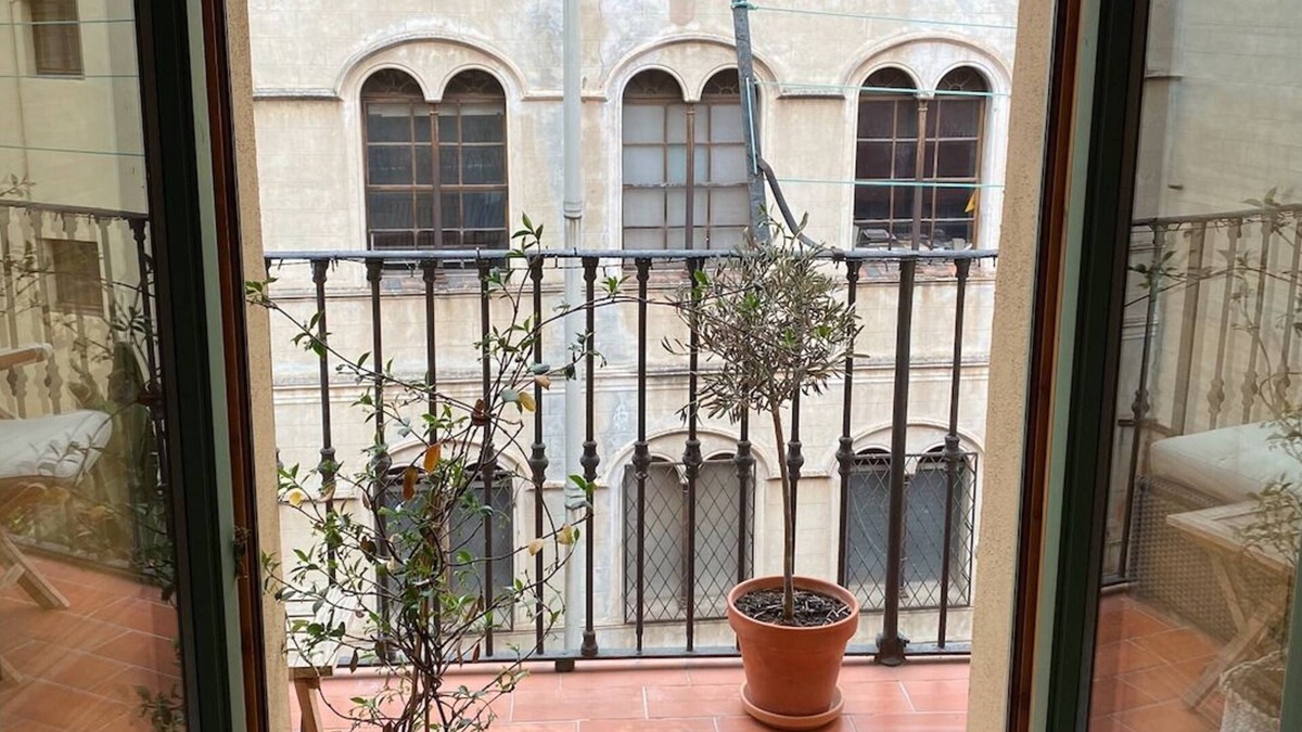 La Ribera Apartment | Warm Apartment in the Center of el Born