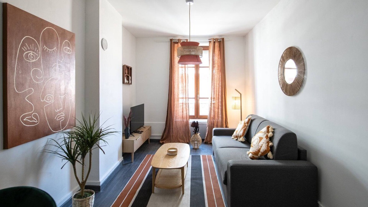 Charpennes - Charmettes Apartment | Warm & cosy, close to metro station A Charpennes