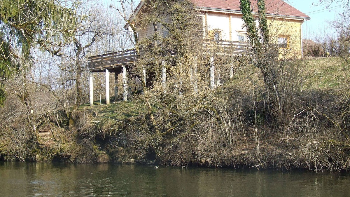 Sirod Ski Chalet | Warm cottage 3 bedrooms riverside