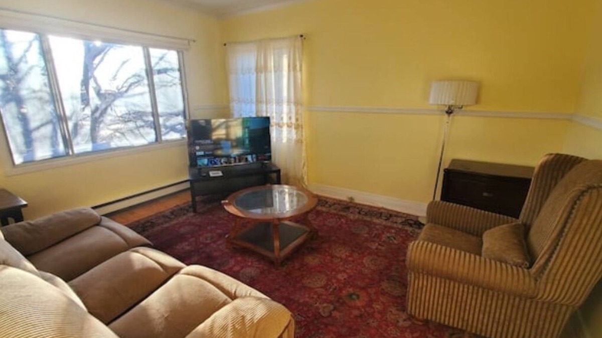 LaSalle Apartment | Warm & Cozy Apartment River View, with Parking