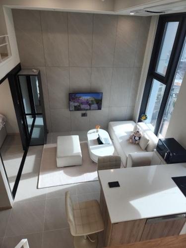 Eulji-ro Apartment | Warm house, new building, Dongdaemun History & Culture Park Station