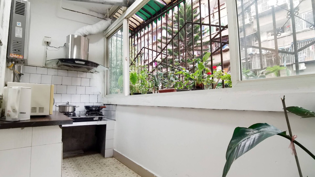 Qingyang Apartment | Warm Studio in Chengdu close to Taishengnan Road