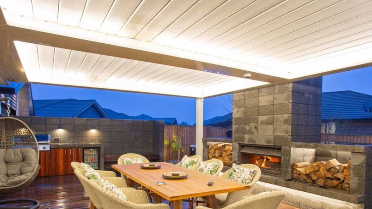 Prebbleton House | Warm Winter Stay - Sleeps 10 | Spa| Games Room
