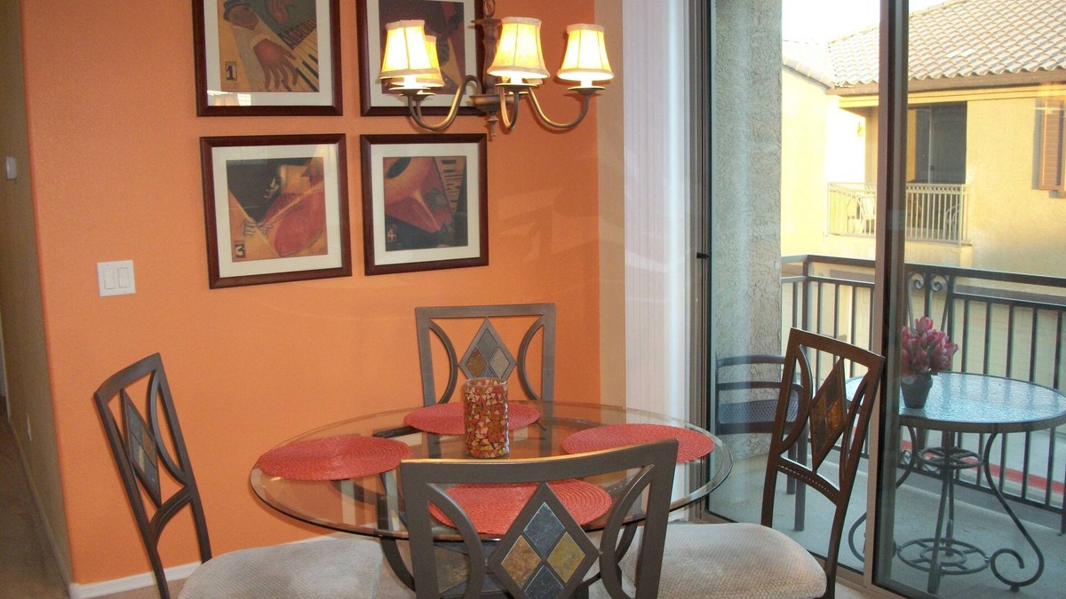 Muirfield Village Condo | Warmth, Comfort & Ease in the Valley of the Sun