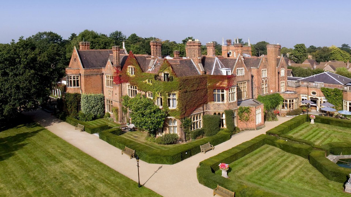Coombe Hill Hotel | Warren House
