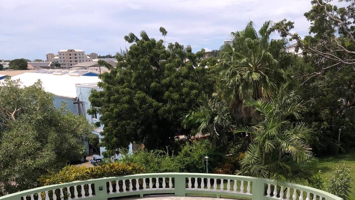 Christie House | Warrens vacation retreat less than12 min our lovely west coast beaches