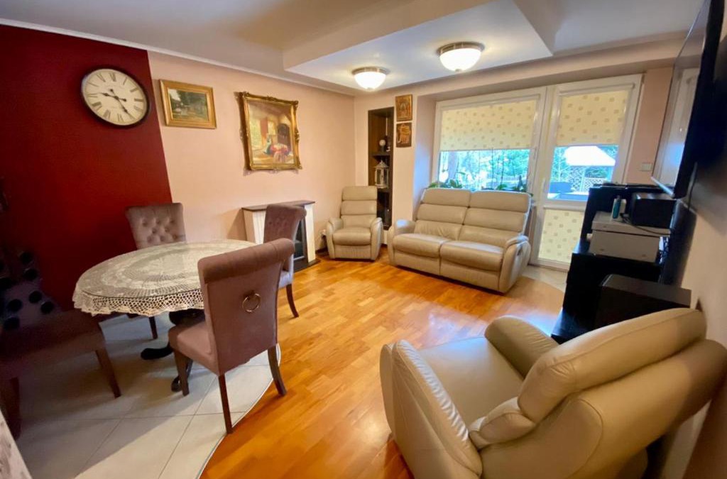 Goclaw Apartment | Warsaw Garden Apartment 70m2