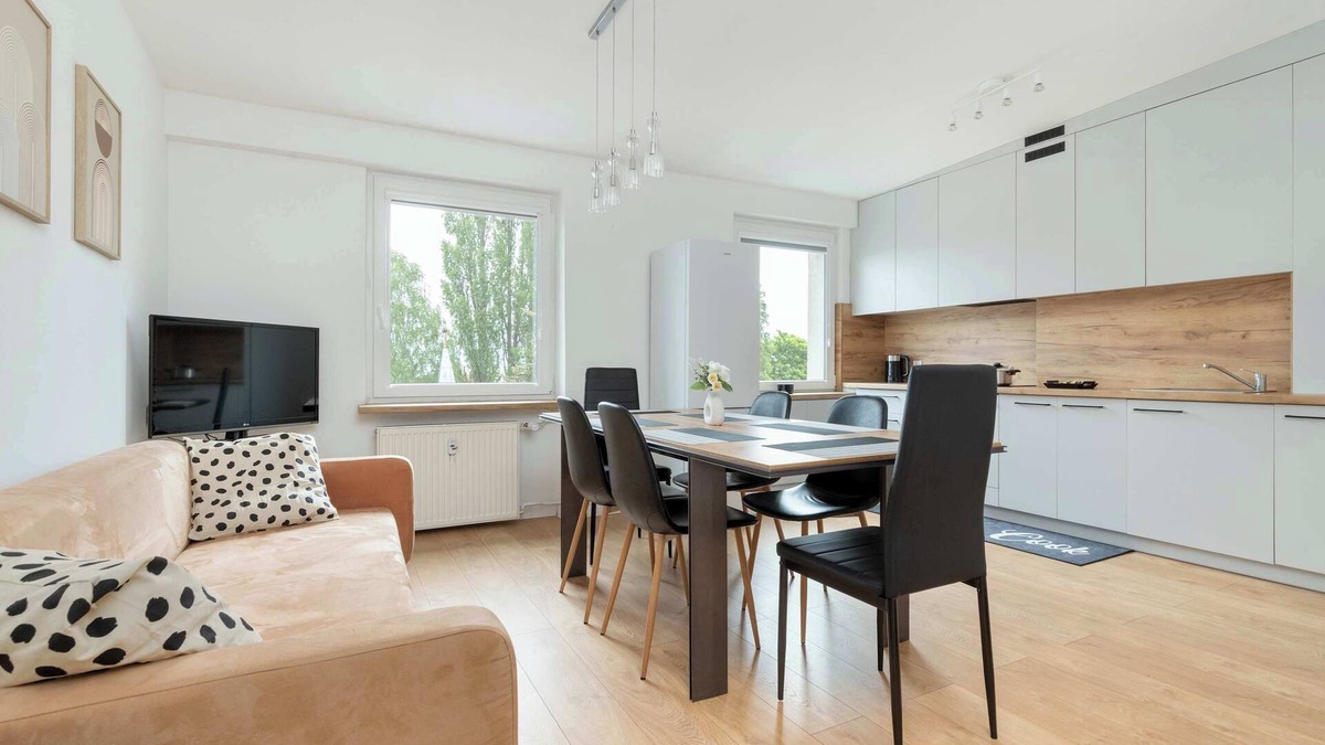 Dziaki Lesne Apartment | Warszawska 10 | Comfy Apartment | Near Centre