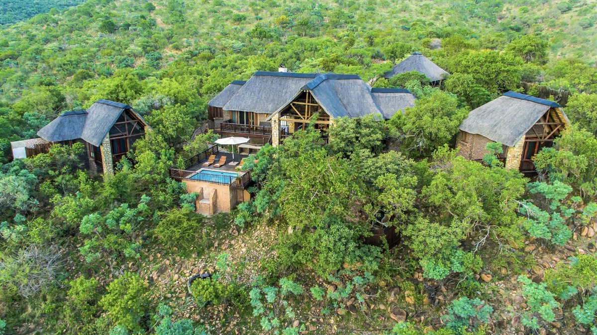Bela-Bela House | Warthog Lodge – Mabalingwe Game Reserve – Luxury, Self-Catering Safari Getaway