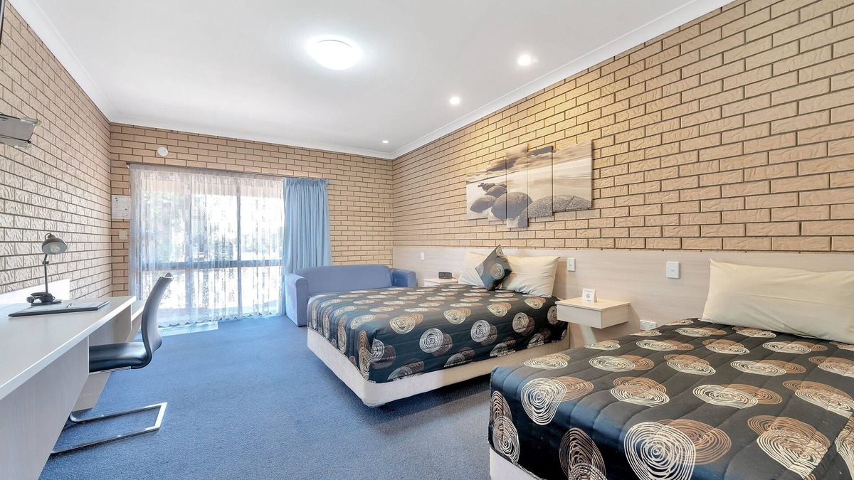 Warwick Hotel | Warwick Settlers Inn