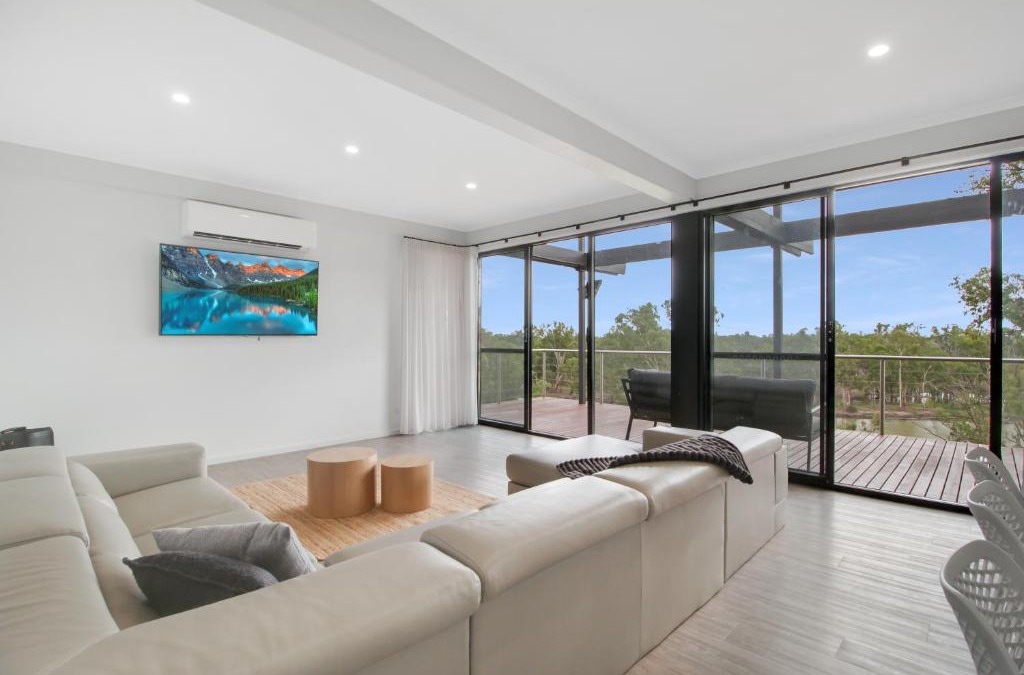 Murtho House | Warwilla Cliff Home