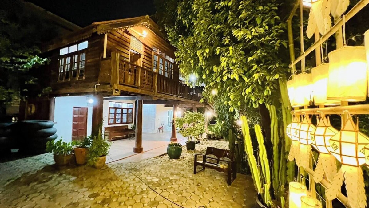 Nakhon Chai Si Hotel | Was Na Yajai