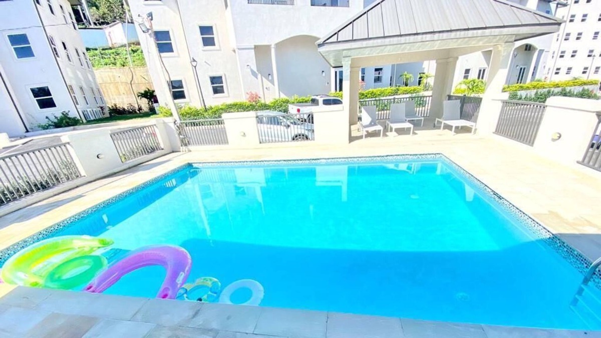 Albion Apartment | Washington 2BR Suite Modern and Spacious MBJ